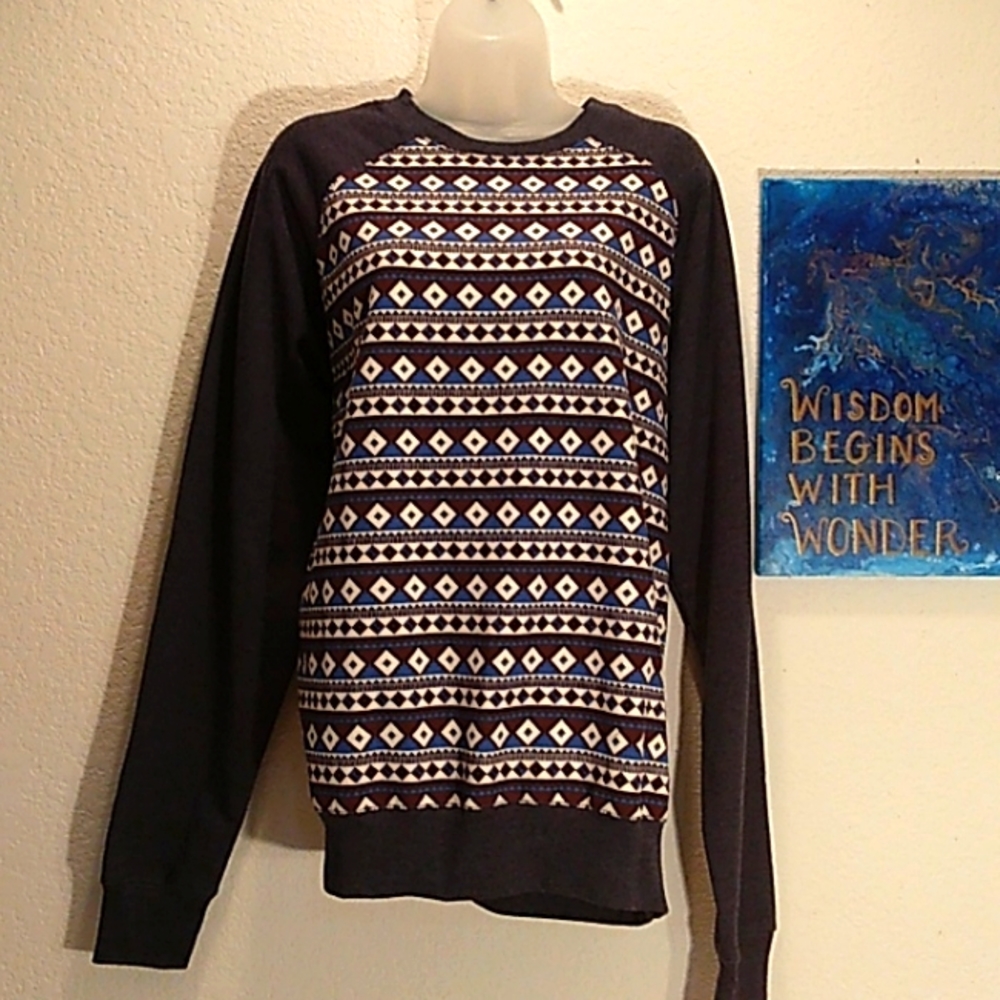 NWOT! COMPANY EIGHTY ONE UNISEX TRIBAL PRINT SWEATSHIRT